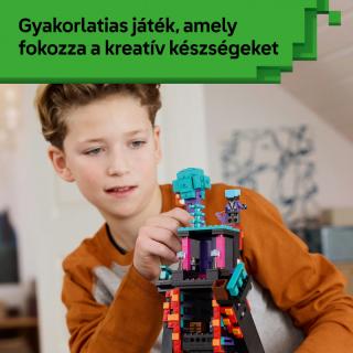 LEGO® Minecraft - A Bevégzőtorony (21279) 