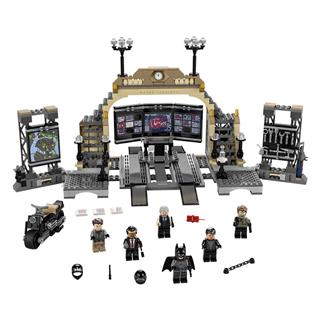 LEGO 76183 - LEGO Super Heroes - Batcave™: Leszámolás Riddler™-rel