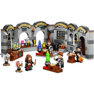 LEGO 76431 - LEGO Harry Potter - Roxfort™ kastély: Bájitaltan óra