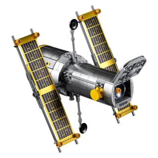 LEGO® Icons - A NASA Discovery űrsiklója (10283)