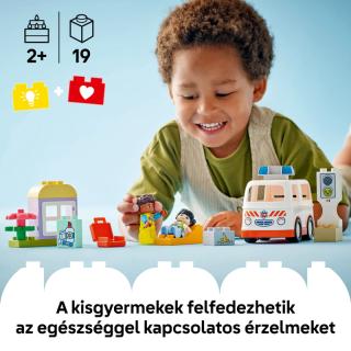 LEGO® DUPLO - Mentőautó és mentősofőr (10447)  