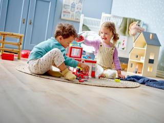 LEGO® DUPLO - Tűzoltóállomás és helikopter (10970)