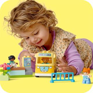 LEGO® DUPLO - Buszozás (10988)