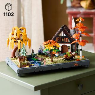 LEGO® Icons - Őszi kert házikóval (11372)