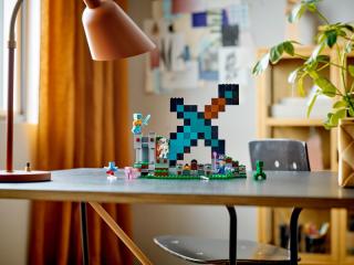 LEGO® Minecraft - A kardos erődítmény (21244)