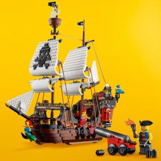LEGO® Creator - Kalózhajó (31109)
