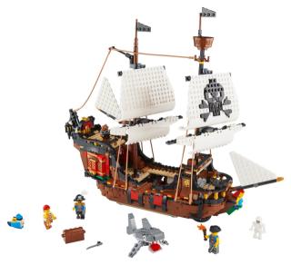 LEGO® Creator - Kalózhajó (31109)