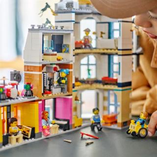 LEGO® Creator - Főutca (31141)
