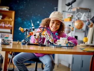 LEGO® Creator - Űrhajós hullámvasút (31142)