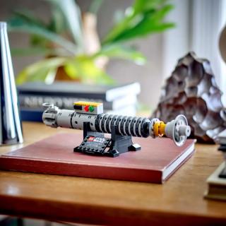 LEGO® Star Wars - Luke Skywalker fénykardja™ (40730)