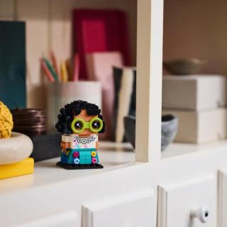LEGO® Brickheadz - Mirabel Madrigal (40753)