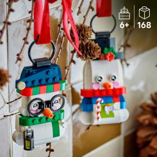 LEGO® Iconic - Hóemberes karácsonyi díszek (40812)