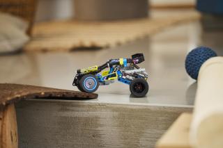 LEGO® Technic - Verseny homokfutó (42164)