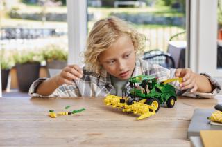 LEGO® Technic - John Deere 9700 Forage Harvester (42168)