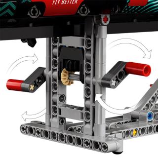 LEGO® Technic - Emirates Team New Zealand AC75 jacht (42174)