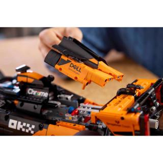 LEGO® Technic - McLaren MCL39 F1® autó (42228)