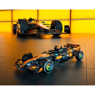 LEGO® Technic - McLaren MCL39 F1® autó (42228)