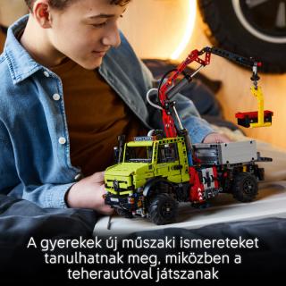 LEGO® Technic - Mercedes-Benz Unimog U 5023 daruval (42242)