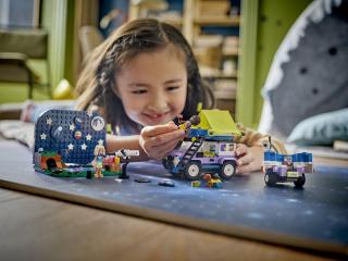 LEGO® Friends - Csillagnéző kempingautó (42603)