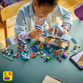 LEGO® Friends - Lovarda és lovasiskola (42688)