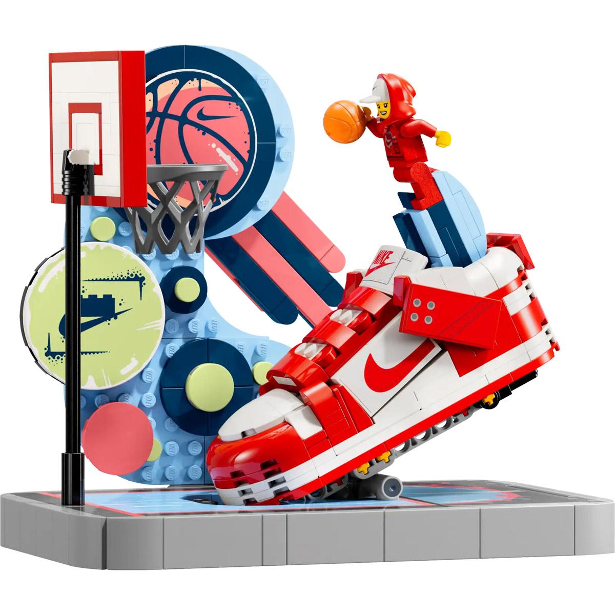 LEGO® Nike - Nike Dunk Trickshot (43021)