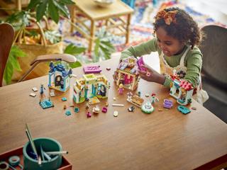 LEGO® Disney - Disney hercegnők piactéri kalandjai (43246)