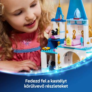 LEGO® Disney - Hamupipőke kastélya és hintója (43275)