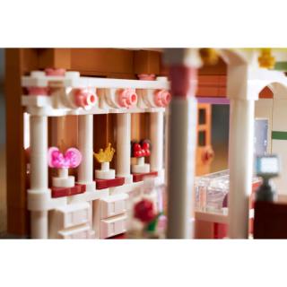 LEGO® Disney - Main Street, U.S.A. (43302)
