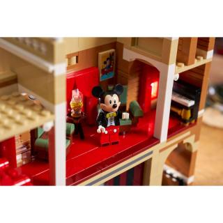 LEGO® Disney - Main Street, U.S.A. (43302)