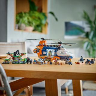 LEGO® City - Dzsungelkutató helikopter a bázison (60437)  
