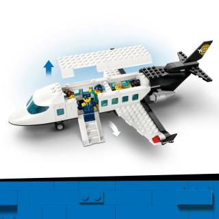 LEGO® City - Repülőtér egy repülőgéppel (60502)