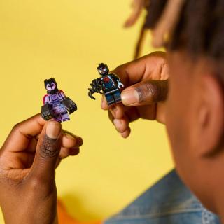 LEGO® Minifigurák Pókember: A pókverzumon át (71050)