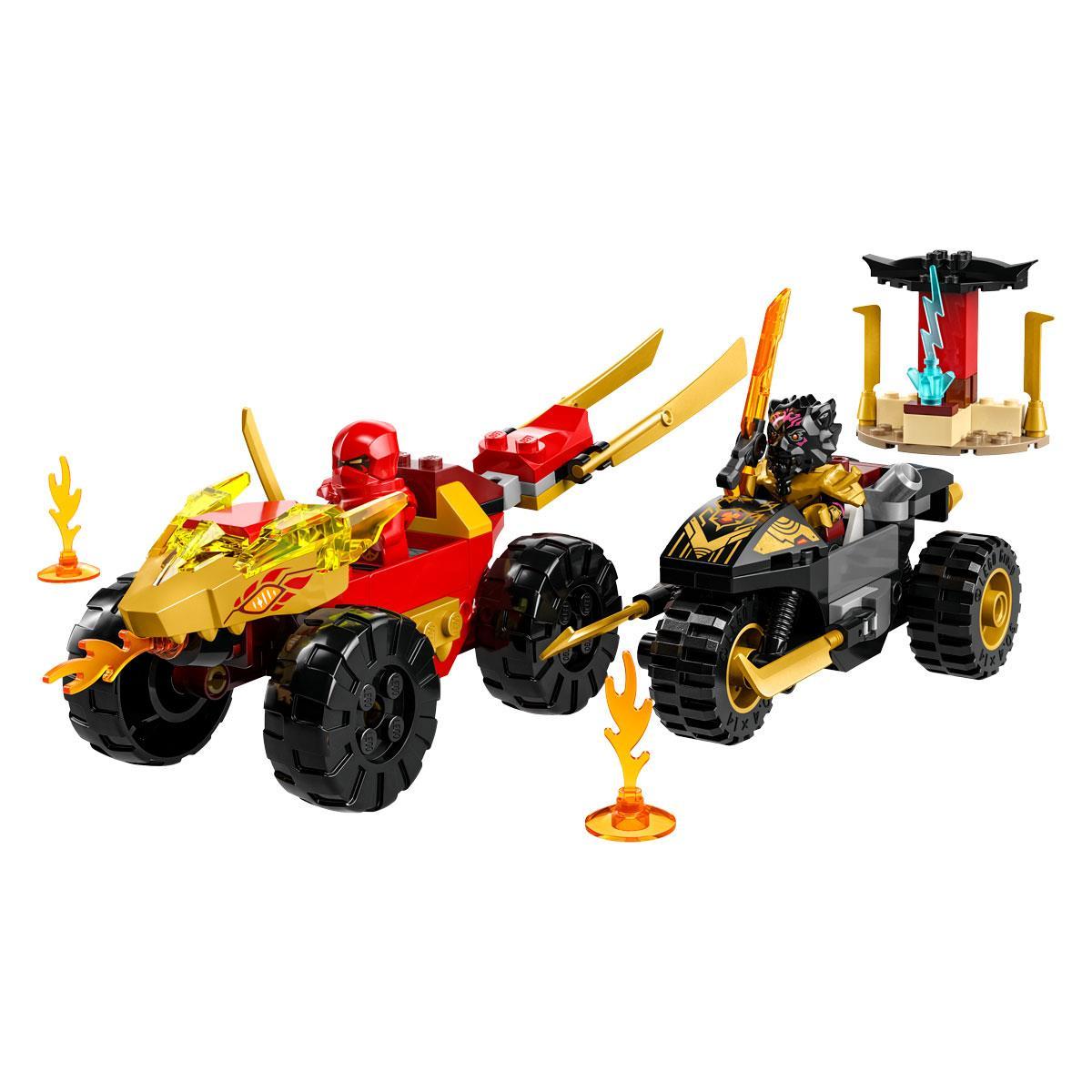 LEGO® NINJAGO - Kai és Ras autós és motoros csatája (71789)