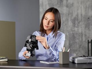 LEGO® Star Wars - Darth Vader™ sisak (75304)