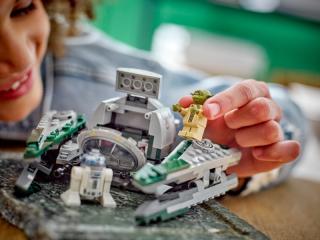 LEGO® Star Wars - Yoda Jedi Starfighter™-e (75360)