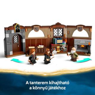 LEGO® Harry Potter - Roxfort™ kastély: Bűbájtanóra (76442)