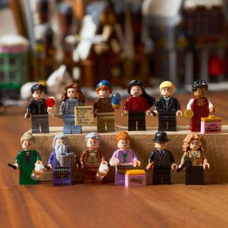 LEGO® Harry Potter - Roxmorts™ falu – Gyűjtői kiadás (76457)